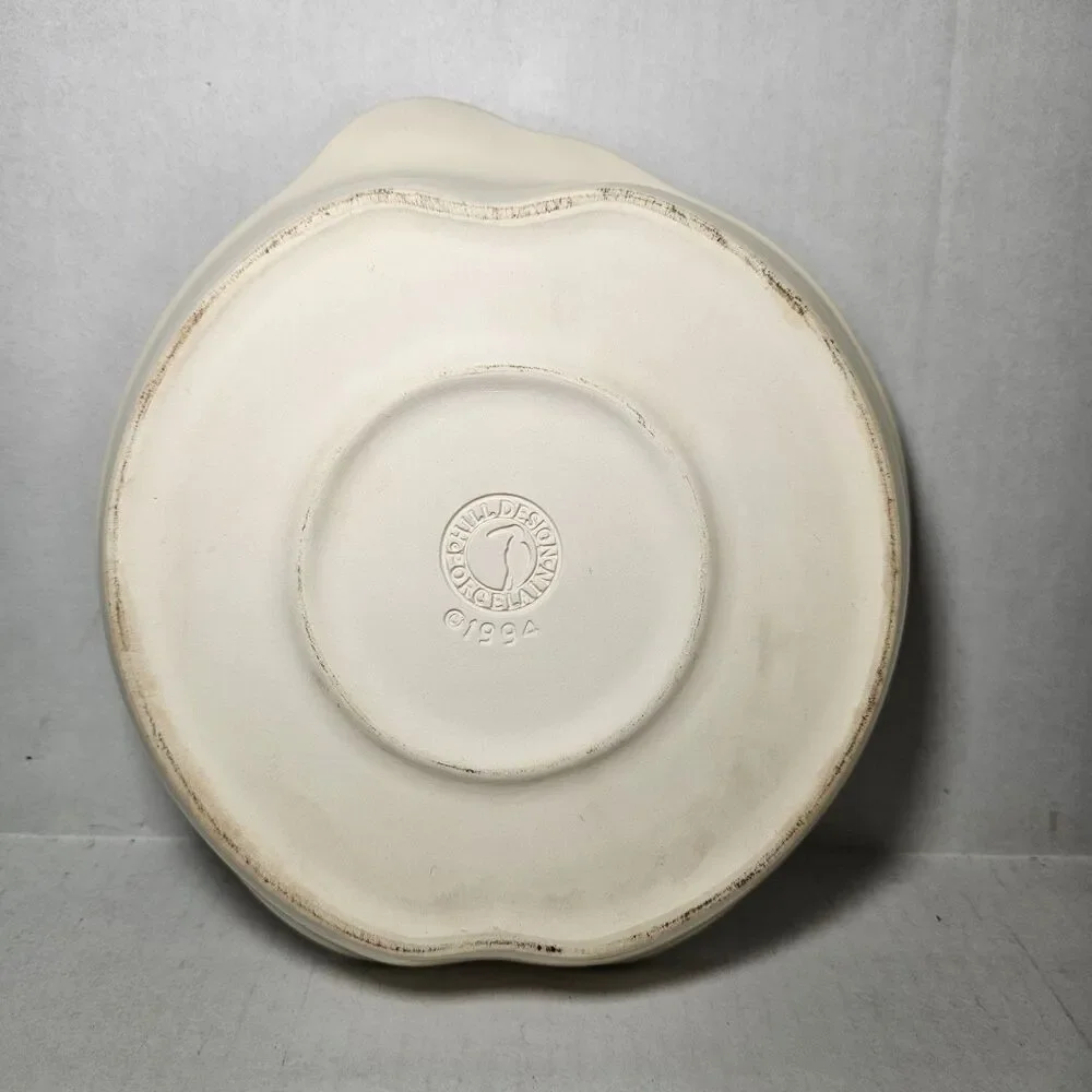 Vintage Hill Design Porcelain 1994 Apple Shaped Pie Plate Baking Dish 9 Inch